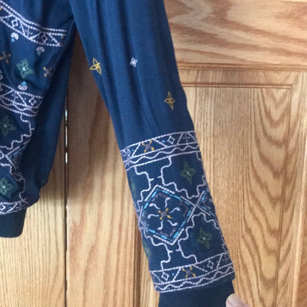 Embroidered bomber jacket - Picture 4 of 8